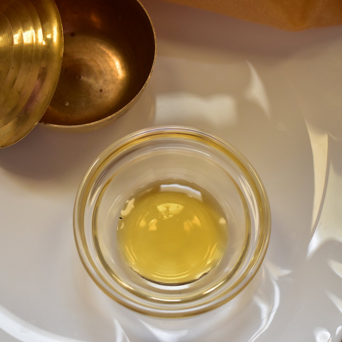 Body Gold Face Wash - Clove & Cardamom For Oily To Normal Skin (100 ml)