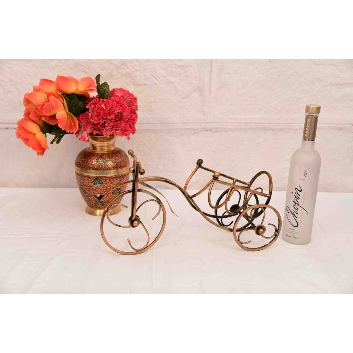 Retro Style Iron Made Bagghi with Worker Wine Bottle Holder