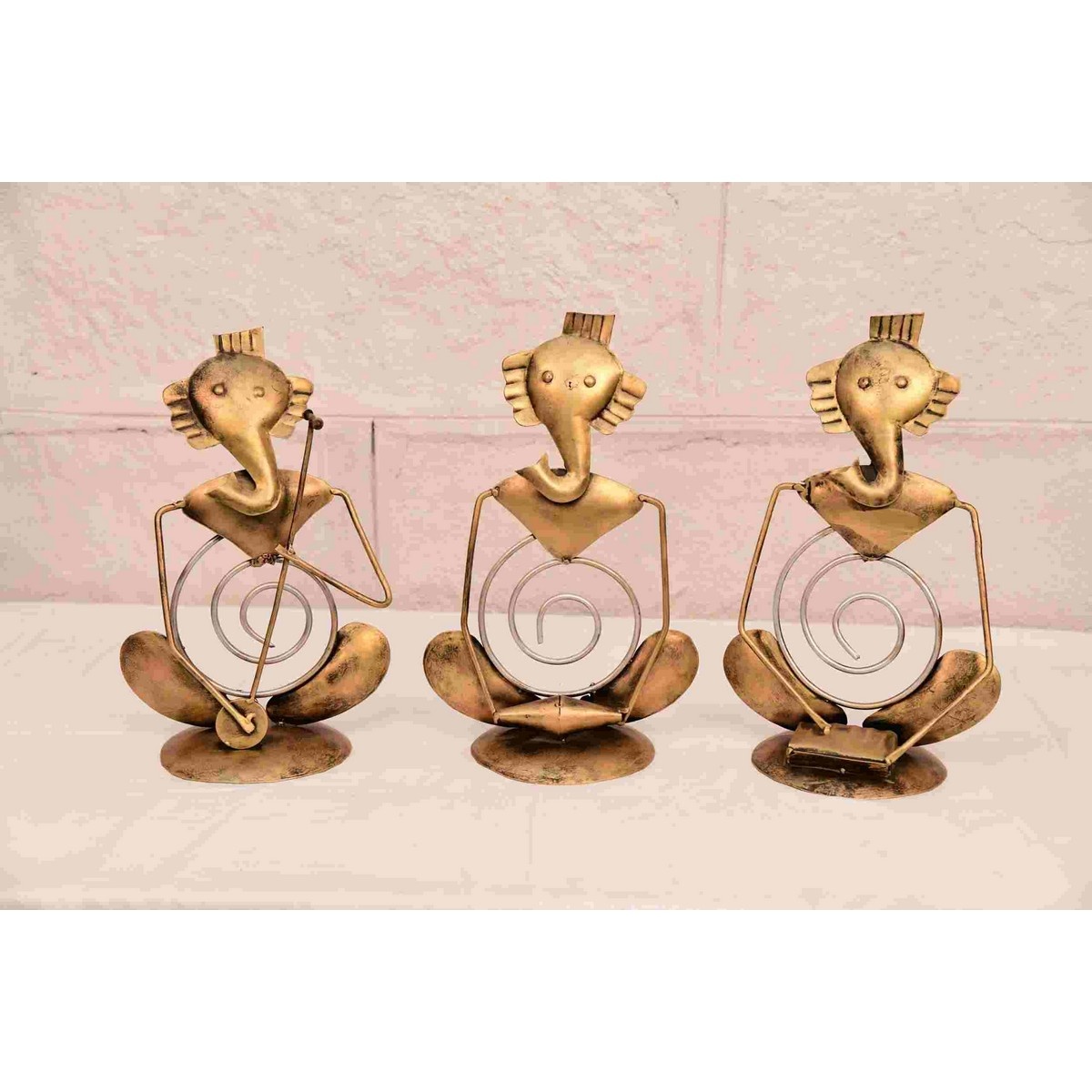 Iron Made Jalebi Equipped Ganesha Decor Set for Table