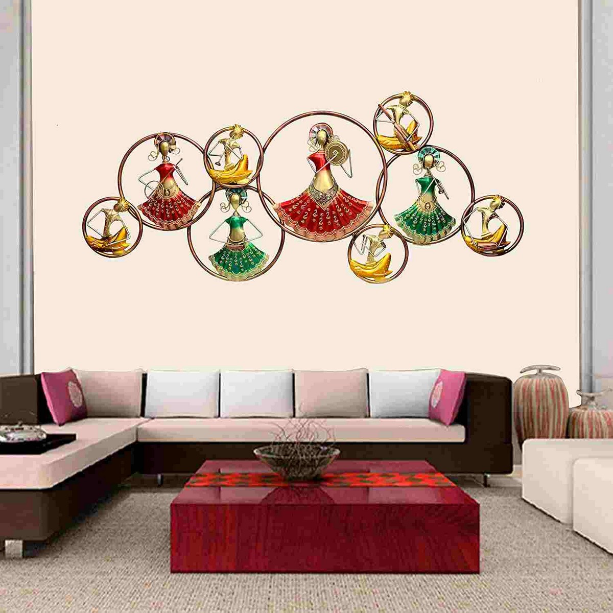 Colourful Traditional Lady Statues in Rings for Wall