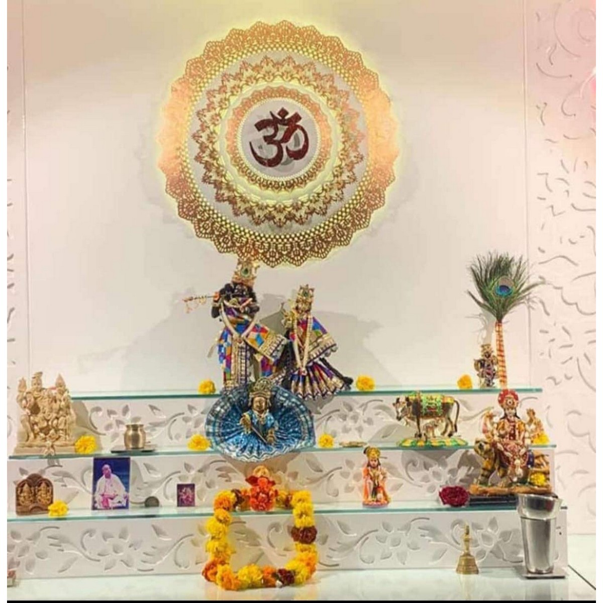 Big Round OM with LED Light for Decoration